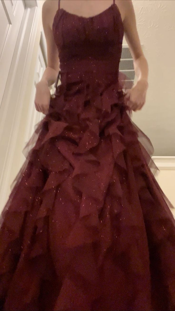 Spaghetti Straps Sexy Prom Dress Burgundy Tulle Long Evening Dresses cg25340