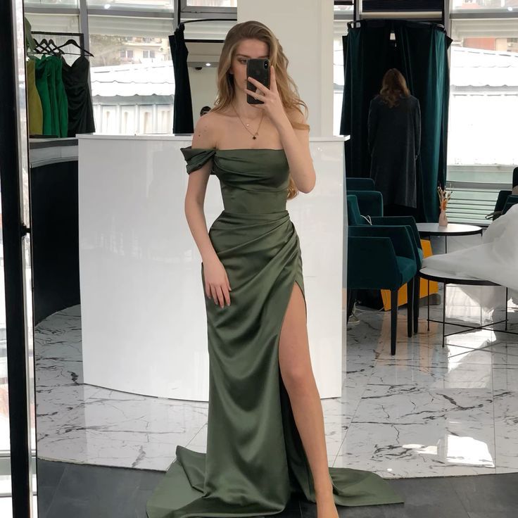 Off The Shoulder Green Sheath Long Prom Dresses With Slit cg25246