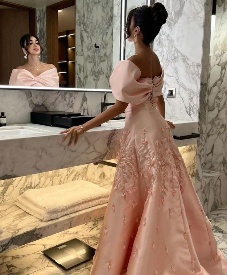 Evening Dresses Off the Shoulder Satin Beaded Lace A Line Arabic Floor Length Party Gowns for Women cg25180