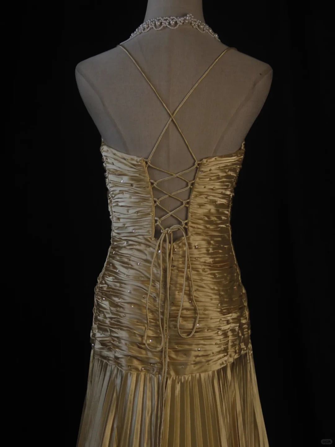 Gold Pleats Vintage Evening Dresses, Sleeveless Long Party Gowns cg25498