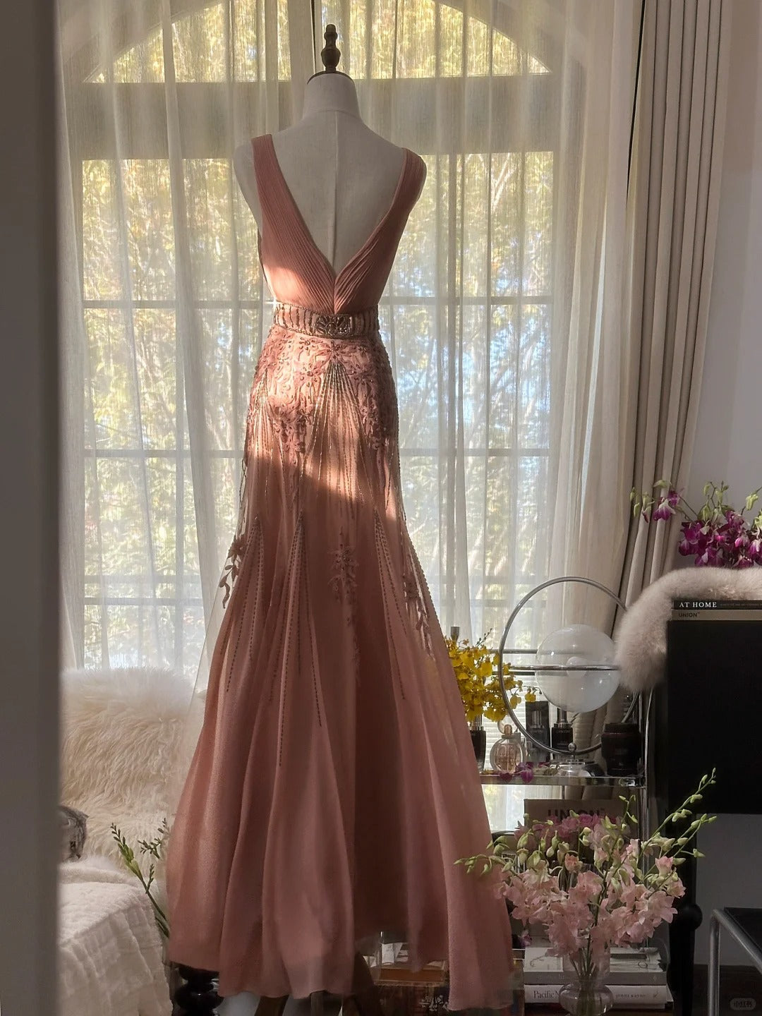 Sexy V Neck Chiffon Vintage Evening Dresses, Sleeveless Long Party Gowns cg25504