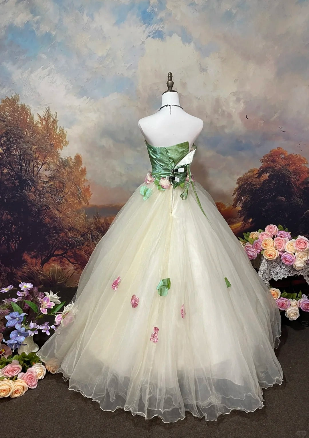 A Line Strapless Ball Gown Quinceanera Dress Unique Evening Dress cg25561