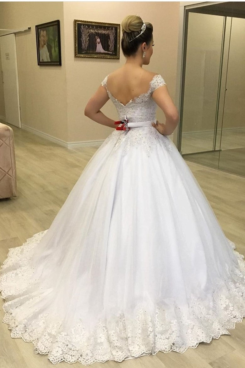 Beaded Appliques V-neck Wedding Dress with Scalloped Lace Train Prom Dresses cg16491