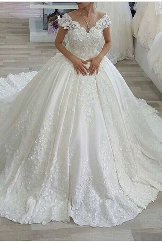 Luxury Wedding Dresses A Line With Beading Royal Train Scoop Neck prom dress cg21983