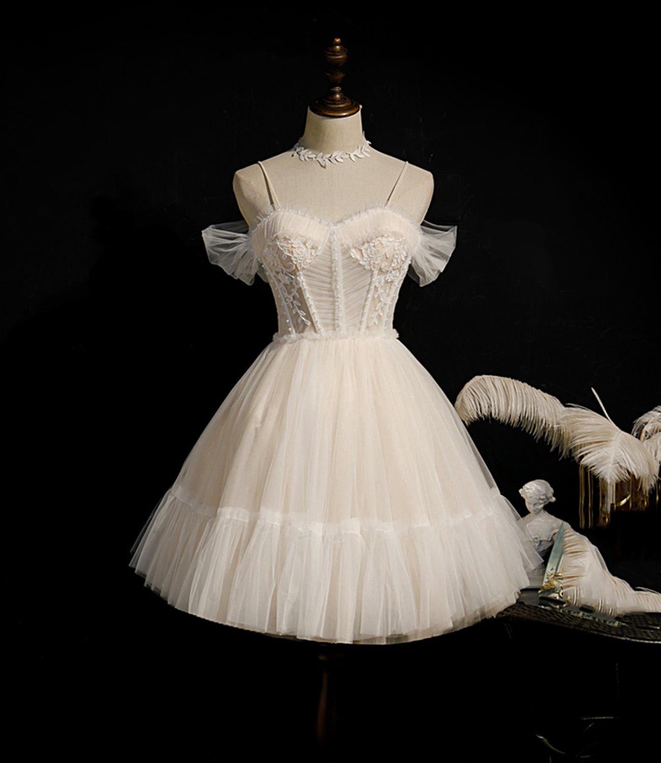 CHAMPAGNE TULLE SHORT A LINE DRESS PARTY DRESS Homecoming Dress cg23025