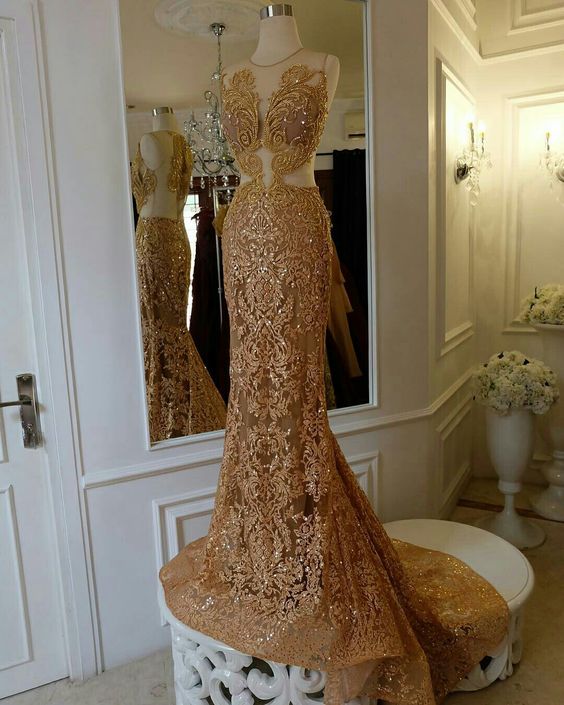 Elegant Tulle Lace Mermaid Wedding Dress Trailing prom dress cg23539