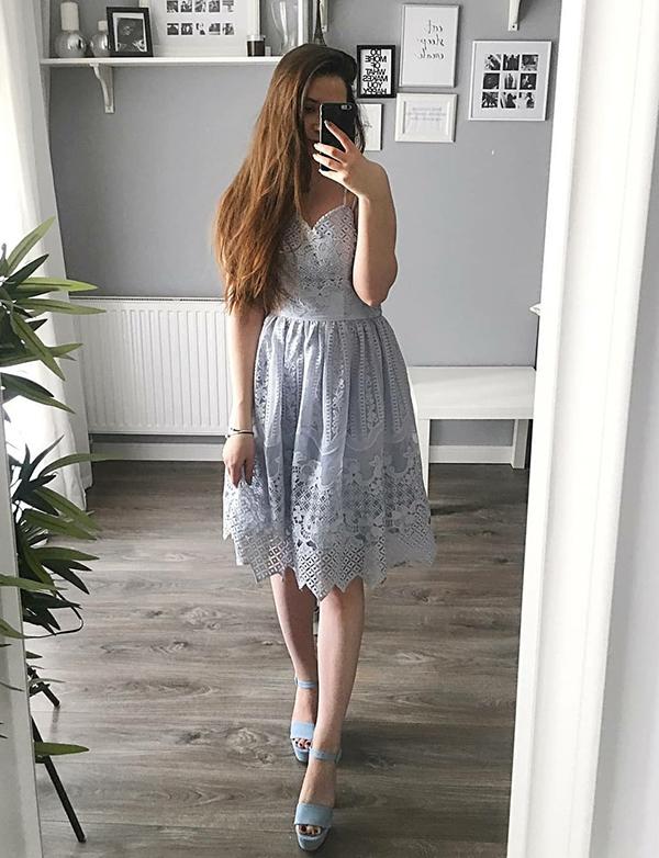 Spaghetti Straps Knee-Length Lace Homecoming Dress cg538