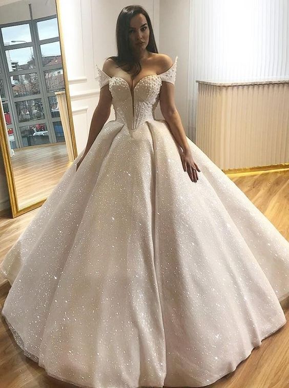 Elegant Prom Dress, Ball Gown Off-the-Shoulder Floor Length Lace Wedding Dress with Beading cg7010