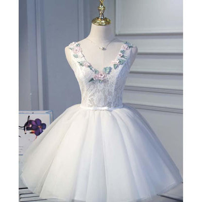 Lovely Top Lace Ball Gown Short Homecoming Dresses With Appliques, Princess Homecoming Dresses cg1529
