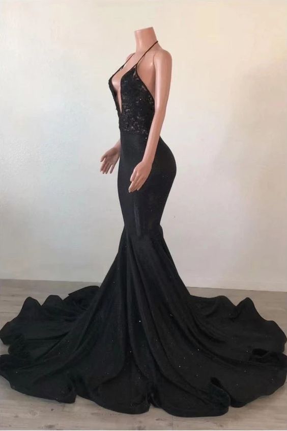Sexy Black Mermaid Halter Backless Prom Dress With Lace Top        cg23080