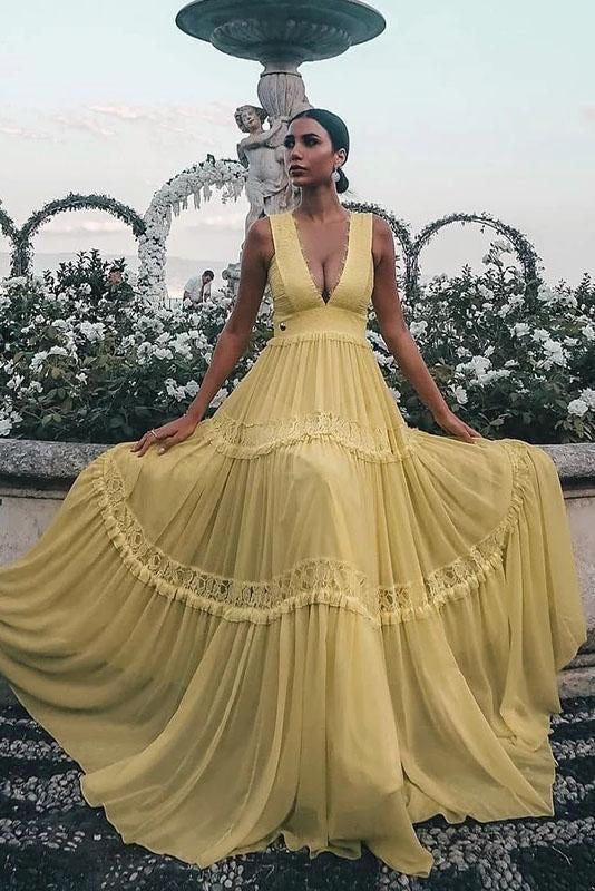 Gorgeous Yellow V-Neck Sleeveless Lace Appliques Chiffon Prom Dress       cg23162