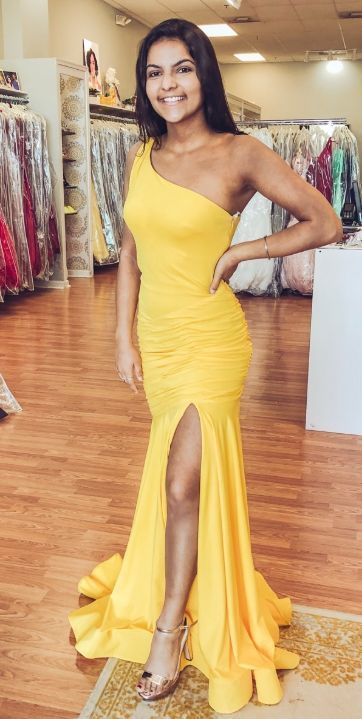 Elegant One Shoulder Mermaid Yellow Formal prom Dress cg995